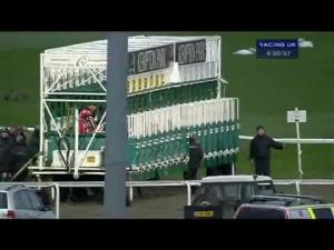 Video preview image for Kempton Park 16:00 - Book Tickets For Racing Plus Chase Day Handicap (Div 1)