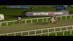 Video preview image for Kempton Park 18:35 - BetVictor Non Runner Free Bet At Cheltenham Handicap