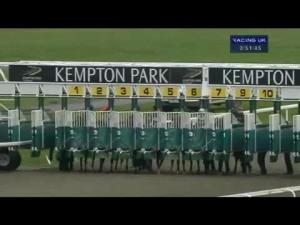 Video preview image for Kempton Park 15:50 - BetVictor Non Runner Free Bet At Cheltenham Handicap