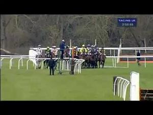 Video preview image for Kempton Park 14:50 - Racing UK Novices' Handicap Hurdle