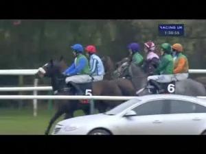 Video preview image for Warwick 13:30 - olbg.com Mares' Hurdle (Registered As The Warwick Hurdle) (Grade 2)