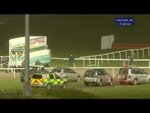 Video preview image for Kempton Park 19:30 - Kempton For Weddings Handicap (Div 1)