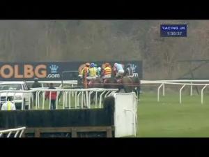 Video preview image for Kempton Park 13:30 - Rewards4racing Handicap Chase