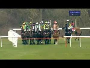 Video preview image for Kempton Park 16:25 - Soccer Am Handicap Hurdle