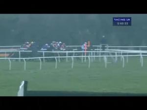 Video preview image for Wincanton 17:45 - Bathwick Tyres Maiden Open NH Flat Race