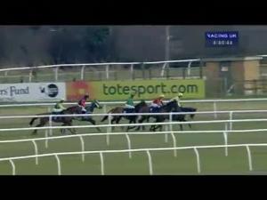 Video preview image for Huntingdon 16:40 - Noddy and Sarah Martin Handicap Chase