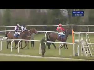 Video preview image for Wincanton 16:20 - Bathwick Tyres Midsomer Norton Handicap Chase