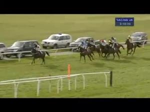Video preview image for Wincanton 17:10 - 32red.com Novices' Handicap Chase (The Sunday 5K Bonus Race)