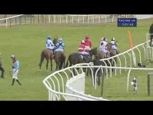 Video preview image for Perth 15:00 - Aberdeen Asset Management Plc Maiden Hurdle