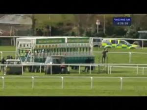 Video preview image for Sandown Park 16:25 - Bet365 Handicap