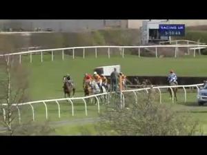 Video preview image for Kelso 17:10 - Eildon Hill Stables Novices' Hunters' Chase (For The Charlie Brown Trophy)