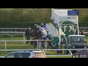 Video preview image for Catterick Bridge 19:40 - Go Racing In Yorkshire Handicap