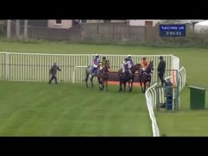 Video preview image for Kelso 14:05 - Aver Chartered Accountants Novices' Chase