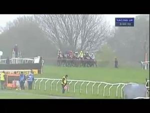 Video preview image for Wincanton 17:45 - Denise and Bob's Wedding Celebration Handicap Hurdle