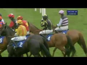 Video preview image for Wincanton 15:20 - racecoursebond.com Handicap Chase
