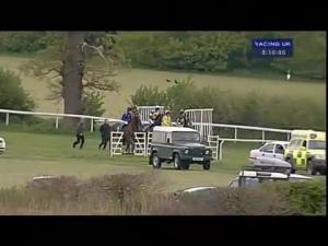 Video preview image for Ludlow 20:15 - St John Ambulance Novices' Hurdle
