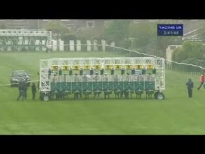 Video preview image for Redcar 15:40 - Win A Vip Day Out At redcarracing.co.uk Maiden Fillies' Stakes (Div 2)