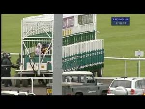 Video preview image for Kempton Park 18:10 - Irish Night On 10.07.13 Apprentice Handicap