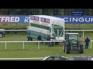 Video preview image for Haydock Park 18:50 - Silk Mill Ripponden Welcomes You Handicap