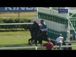 Video preview image for Haydock Park 17:15 - bet365.com Handicap