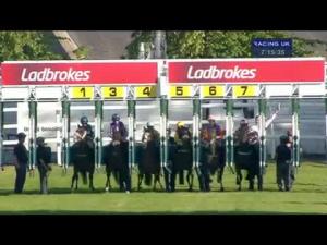 Video preview image for Hamilton Park 19:15 - John Smith's Extra Smooth Handicap