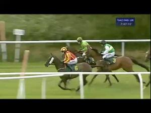 Video preview image for Bangor-On-Dee 19:45 - Primesight Handicap Chase