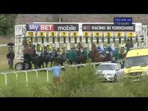 Video preview image for Pontefract 17:10 - Steve 'Tat' Taylor's 40th Birthday Maiden Stakes