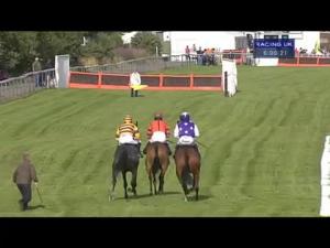 Video preview image for Perth 18:00 - Watch All Scottish Racing Live On Racinguk Novices' Hurdle