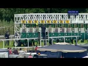 Video preview image for Chester 17:15 - Racing Welfare Handicap