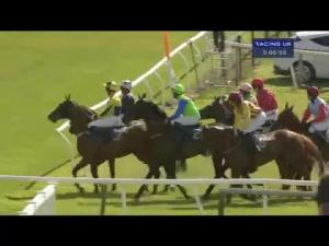 Video preview image for Perth 15:00 - Totepool Home Of Kingsize Pools Novices' Handicap Hurdle
