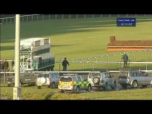 Video preview image for Kempton Park 18:10 - BetVictor Back Of The Net Offer Handicap (Div 2)