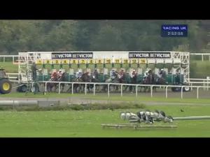 Video preview image for Kempton Park 14:50 - Day Delegate Rates From 39 Median Auction Maiden Stakes