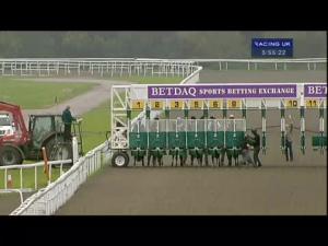 Video preview image for Kempton Park 17:55 - 500 Free Bets At Betdaq Maiden Stakes