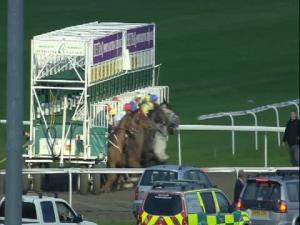 Video preview image for Kempton Park 18:40 - Reindeer Racing At Kempton Park 06.12.13 Handicap (Div 1)