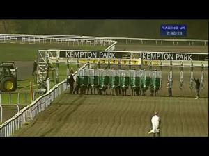 Video preview image for Kempton Park 19:40 - Book Your Christmas Party On 01932 753518 Handicap