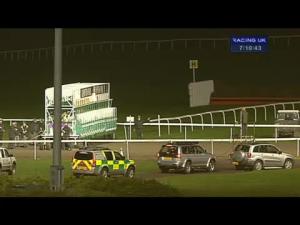 Video preview image for Kempton Park 19:10 - Book Your Christmas Party On 01932 753518 Handicap