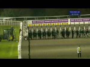 Video preview image for Kempton Park 18:10 - Betdaq - The Sports Betting Exchange Maiden Stakes (Div 2)