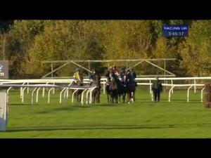 Video preview image for Kempton Park 15:45 - Weatherbys Bank Foreign Exchange Handicap Chase