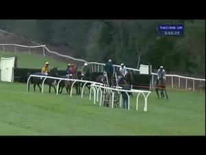 Video preview image for Exeter 15:50 - Smith & Williamson Handicap Chase
