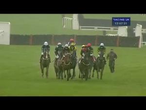 Video preview image for Sandown Park 12:45 - Hinchley Wood Conditional Jockeys' Handicap Hurdle