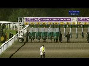 Video preview image for Kempton Park 19:30 - 500 Free Bets At Betdaq Conditions Stakes