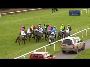Video preview image for Exeter 13:05 - Bathwick Tyres Handicap Hurdle