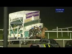Video preview image for Kempton Park 19:30 - kempton.co.uk All Weather 'Hands and Heels' Apprentice Series Handicap