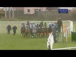 Video preview image for Kelso 13:25 - Kevin Oliver Christmas Handicap Hurdle