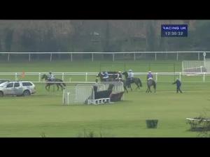 Video preview image for Cheltenham 12:30 - Ryman Stationery Cheltenham Business Club Novices' Chase