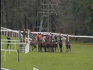 Video preview image for Exeter 14:00 - 32Red On The App Store 'National Hunt' Novices' Hurdle (Div 2)