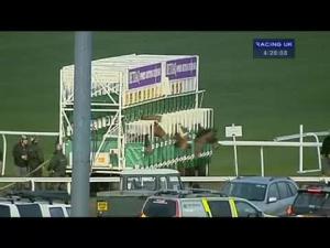 Video preview image for Kempton Park 16:25 - Dine In The Panoramic Handicap