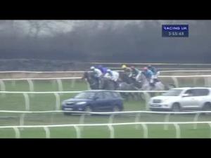 Video preview image for Catterick Bridge 15:55 - New Racing UK Anywhere Available Now Handicap Chase