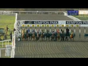 Video preview image for Kempton Park 16:20 - Family Fun At Kempton 19.04.14 Handicap (Div 2)