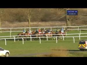 Video preview image for Kempton Park 16:40 - Molson Coors Novices' Hurdle